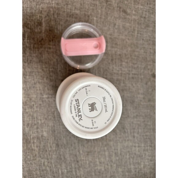 Stanley Quencher Tumbler 20oz Pink Logo Pink Slider - Picture 7 of 7